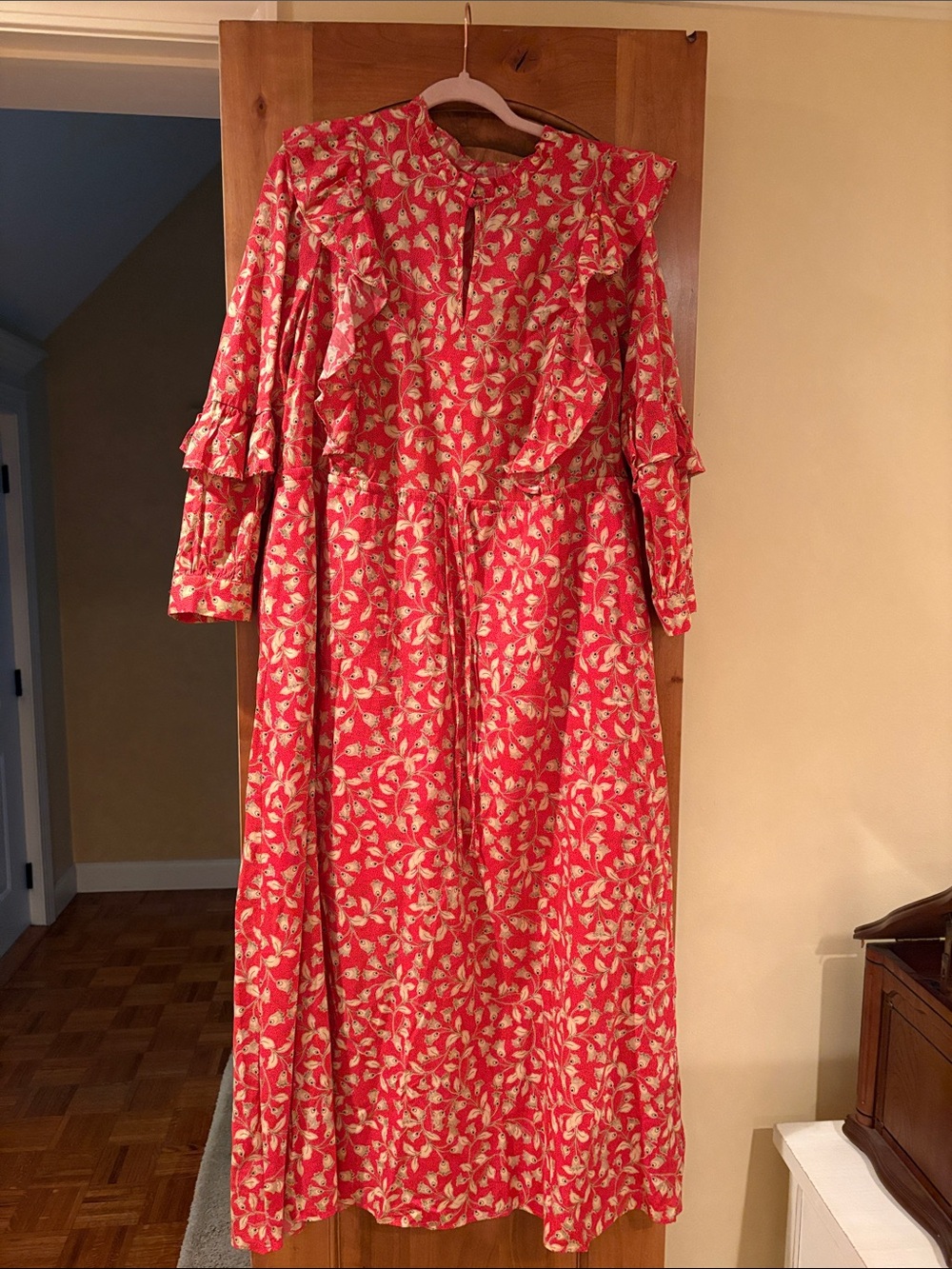 Who What Wear Coral Red Floral Maxi Dress with Cream Leaf Print